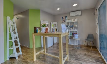 Sandy esthetique : Manucure à Saint-Lon-les-Mines