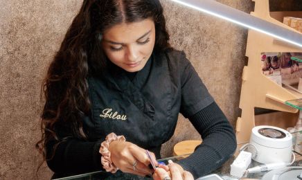 Les filles d’à cottais : Manucure à Mussidan