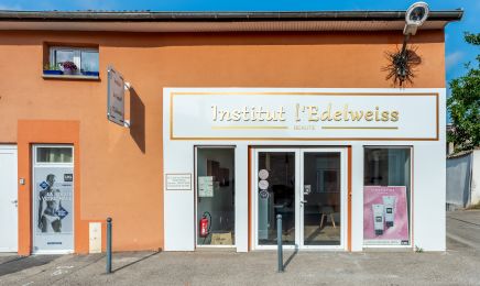 Institut Edelweiss : Manucure à Jonage