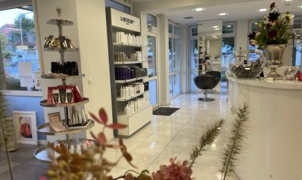 Die Haarprofis by Marina Liehm: Kosmetikstudio in Lübbecke