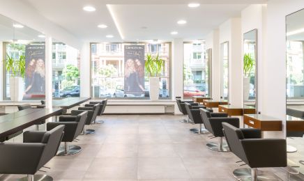 Antonio Hairstyling: Nagelstudio in Wiesbaden