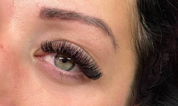 Aude Nails & Lashes