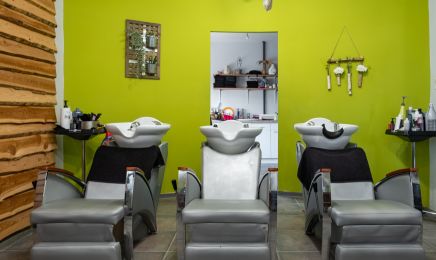 Melocolor : Institut de beauté à Mothern