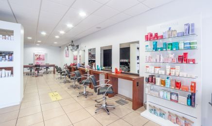 Bloom Centre de beauté : Manucure à Objat