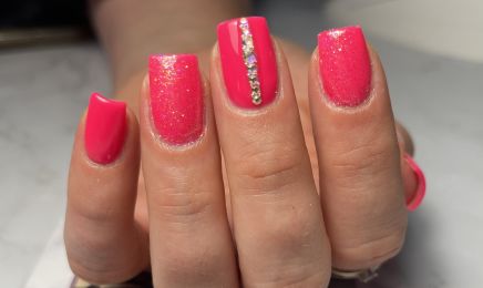 Nails By Julie  : Manucure à Saint-Quentin-de-Baron