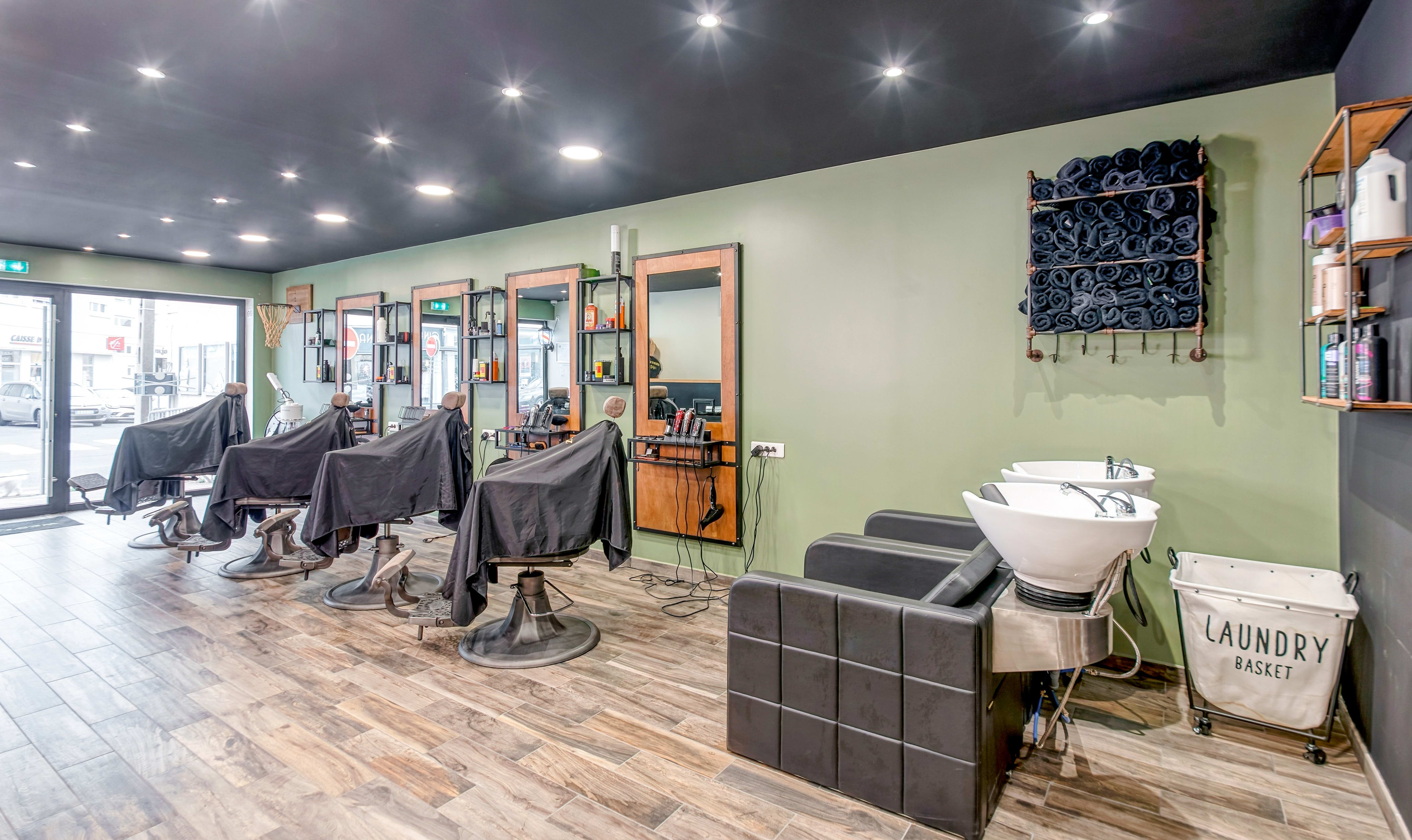 West Cutz barber coiffeur-barbier