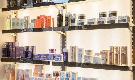 Antoinette coiffure & Institut Sophie  : Manucure à Dourdan