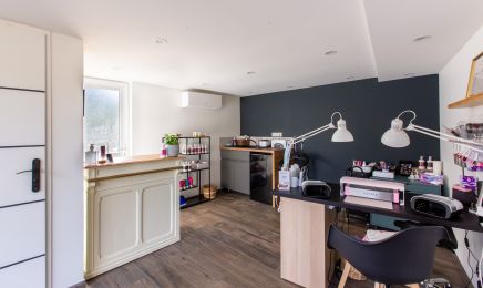 AM Beauty : Manucure à Jargeau
