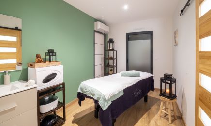 L'Atelier spa : Manucure à Gan