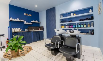 Avantage Coiffure  : Coiffeur à Grenade
