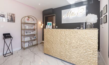 Mlle C : Manucure à Lescure-d'Albigeois