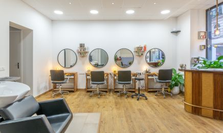 Carre Court : Coiffeur à Paris