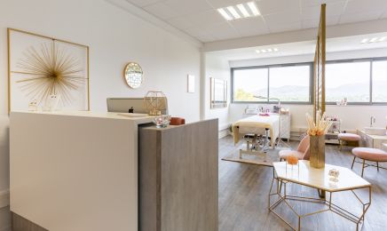 La beauté by ona  : Manucure à Saint-Raphaël