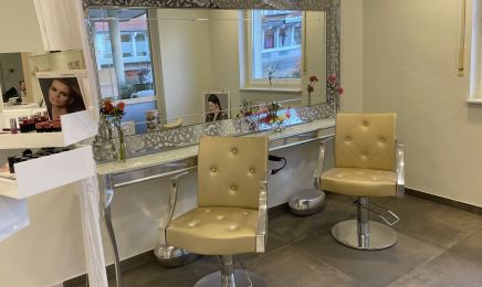Die Haarprofis by Marina Liehm: Friseur in Lübbecke
