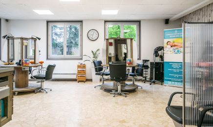 Technicolors  : Coiffeur à Saint-Cyprien