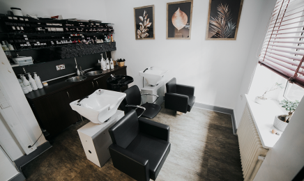 Aylin Kara Coiffeur: Friseur in Aschaffenburg