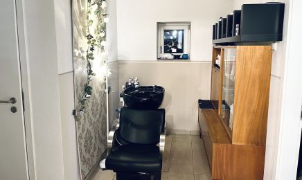 Friseursalon Rund ums Haar: Friseur in Dresden