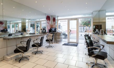  Vence Capillus Coiffure  : Coiffeur à Vence