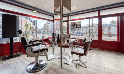 Caractère  : Coiffeur à Gournay-en-Bray