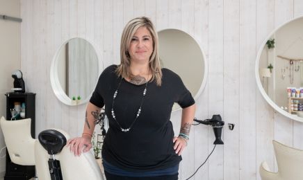 Salon d'Emilie et Une Folie : Coiffeur à Landiras