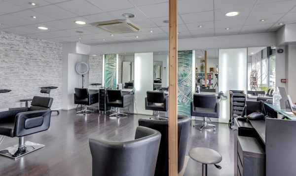 Louange Salon De Coiffure Saucats Home Facebook