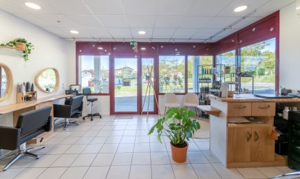 Karine Coiffure : Coiffeur à Briscous