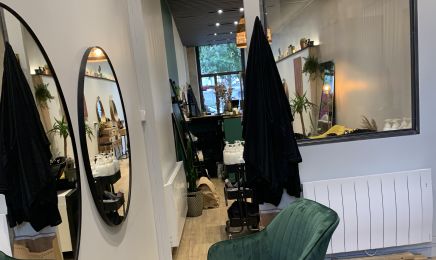 Boulevard 93 : Coiffeur à Lyon