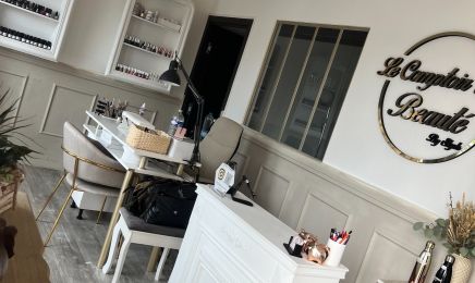 Le Comptoir De La Beaute  : Institut de beauté à La Roquette-sur-Siagne