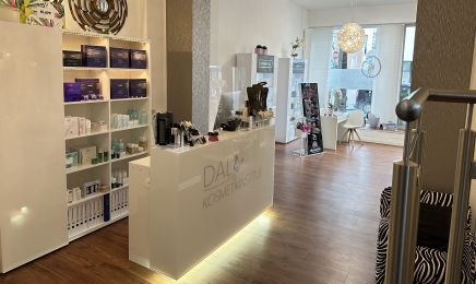 Kosmetikinstitut Dal: Friseur in Münster