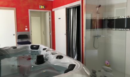 Oceanie Spa : Manucure à Coupvray