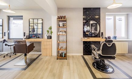 Monde Imaginaire : Coiffeur à Durmenach