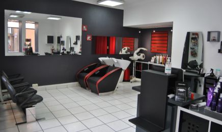  Relax coiff : Coiffeur à Condrieu