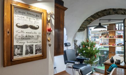 Au Petit Salon  : Coiffeur à Saint-Michel-de-Maurienne