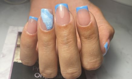 Nails By Julie  : Manucure à Saint-Quentin-de-Baron