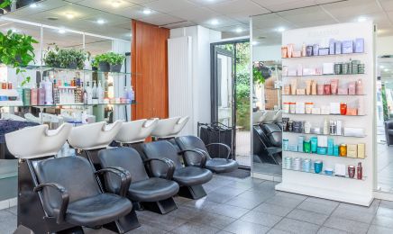 Universel Coiffure : Coiffeur à Oullins