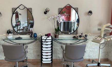 Alexandra coiffure  : Coiffeur à Mettray