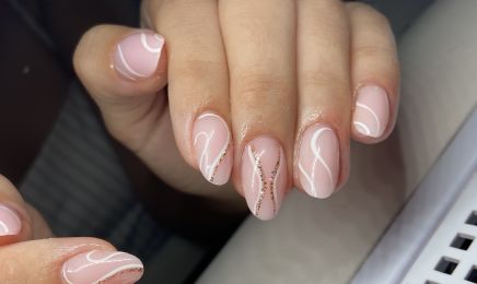 Brs Beauty  : Manucure à La Farlède