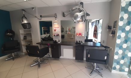 L'Atelier Coiffure  : Coiffeur à Le Grand-Lucé