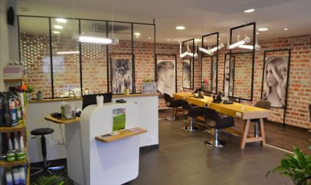 L'atelier V  : Coiffeur à Plougoulm
