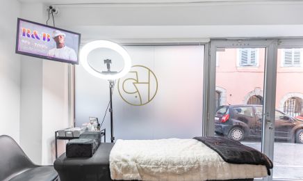 17.5 House Of Beauty  : Manucure à La Seyne-sur-Mer
