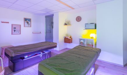 Naturel o Spa : Institut de beauté à Saintes