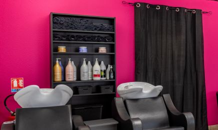 L'Atelier d'Émilie : Coiffeur à Matour