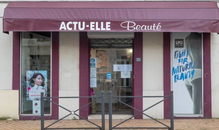 Actu Elle Beauté  : Manucure à La Brède
