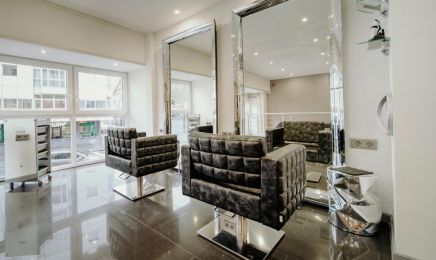 RebeccHaar: Barbershop in Köln