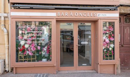 Bar à ongles by Ines : Manucure à Fréjus