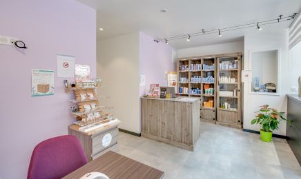 Plaisir & Beauté : Manucure à Charlieu