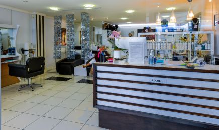 Salon de Coiffure Corbeaux : Institut de beauté à Valenciennes