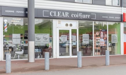 CLEAR Coiffure - Chartres : Manucure à Chartres
