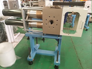 Hydraulic double pistion