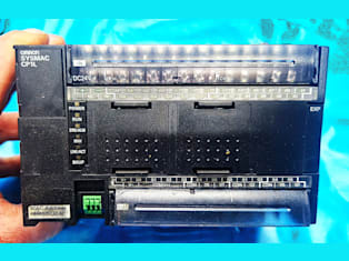 Sterownik CP1L -EM40DT1-D